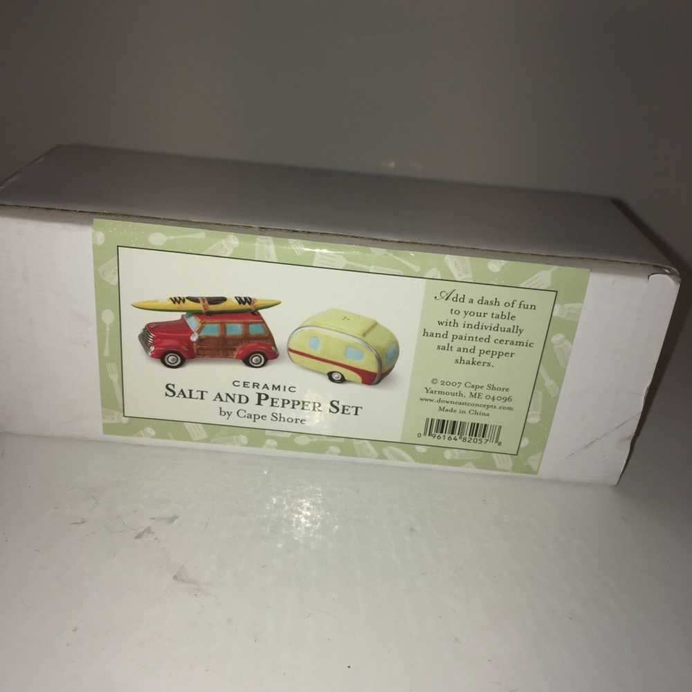 RV Camper Woody Kayak Salt and Pepper Shaker new
